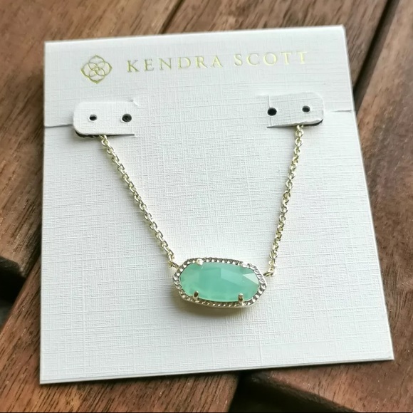 Kendra Scott Jewelry - NWOT Kendra Scott Elisa Pendant 14k Gold Chalcedon
